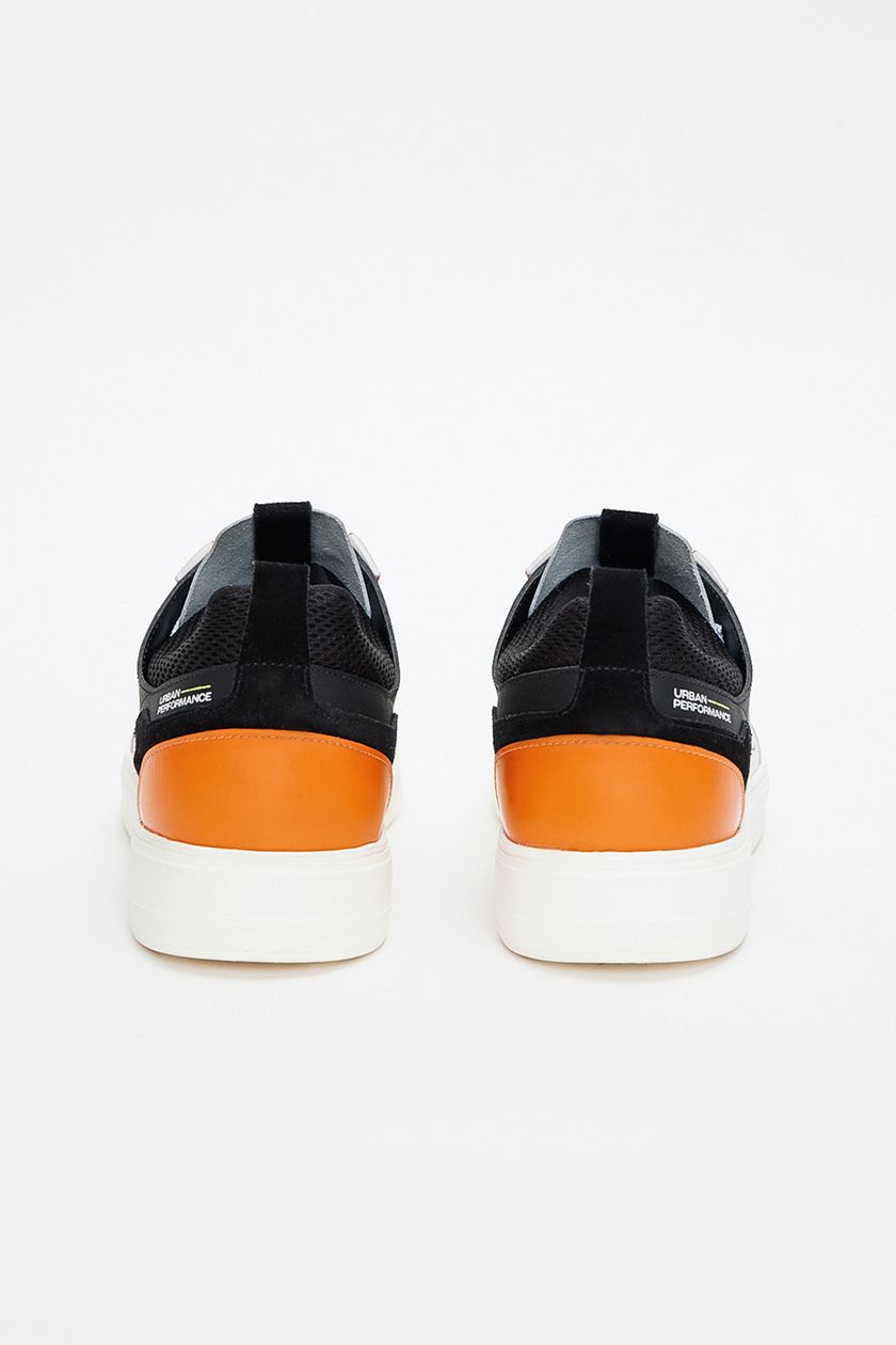 Tênis Stride Fusion Preto Com Laranja